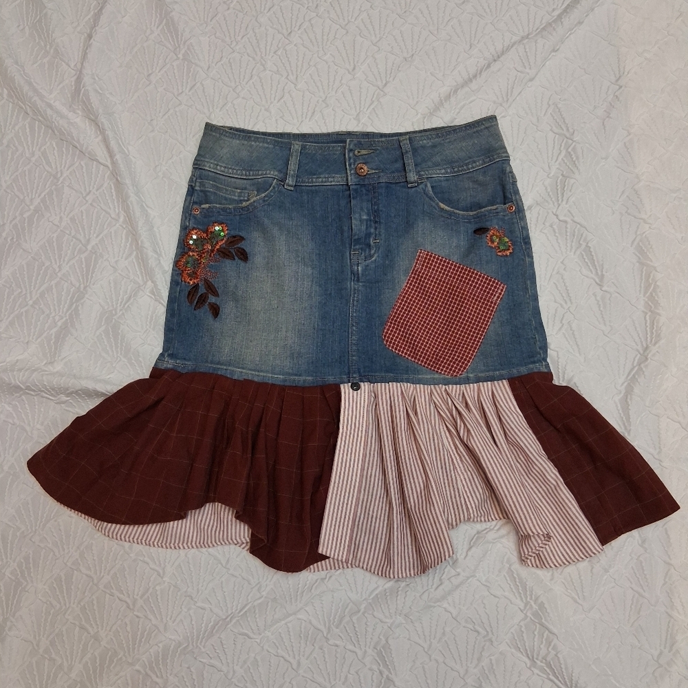 Clash Jeans Ash Patchwork Denim Mini Skirt in Blue, Brown and Cream Size L - Picture 9 of 16